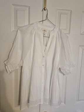 Umgee White Button-Front Peasant Blouse